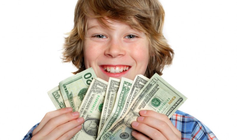 Сбербанк планирует выпустить банковскую карту для подростков Сбербанк планирует выпустить банковскую карту для подростков